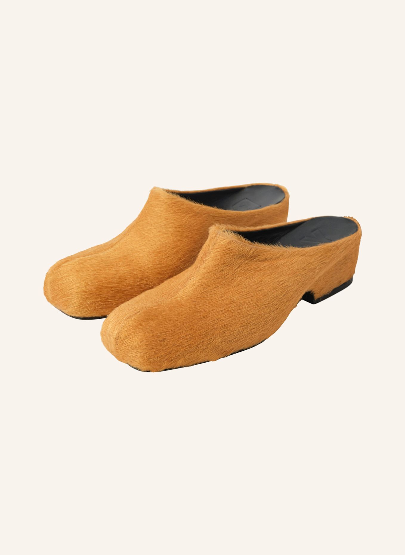 BIMBA Y LOLA Lederfell-Clog: BRAUN