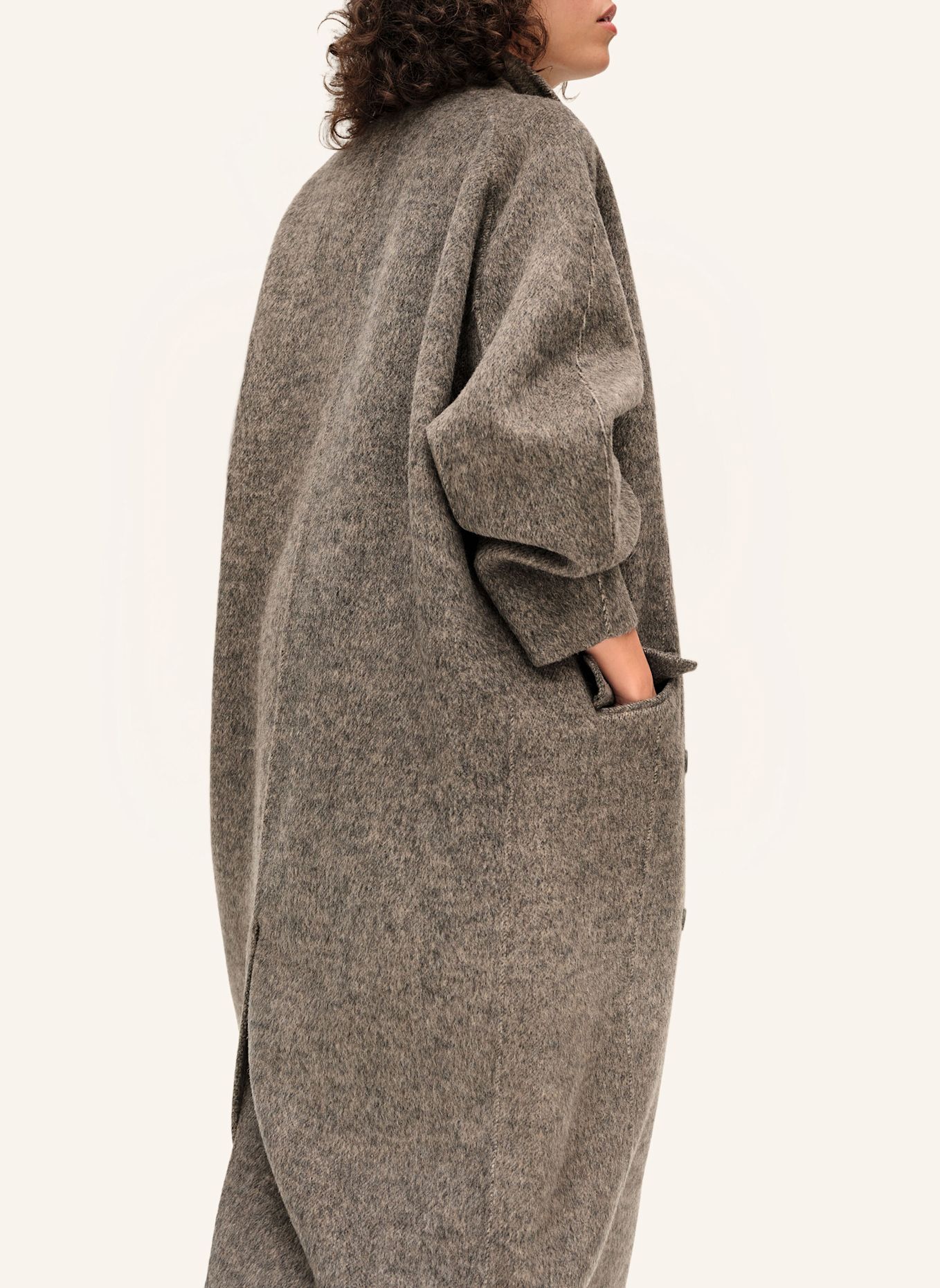 BIMBA Y LOLA Mantel: GRAU