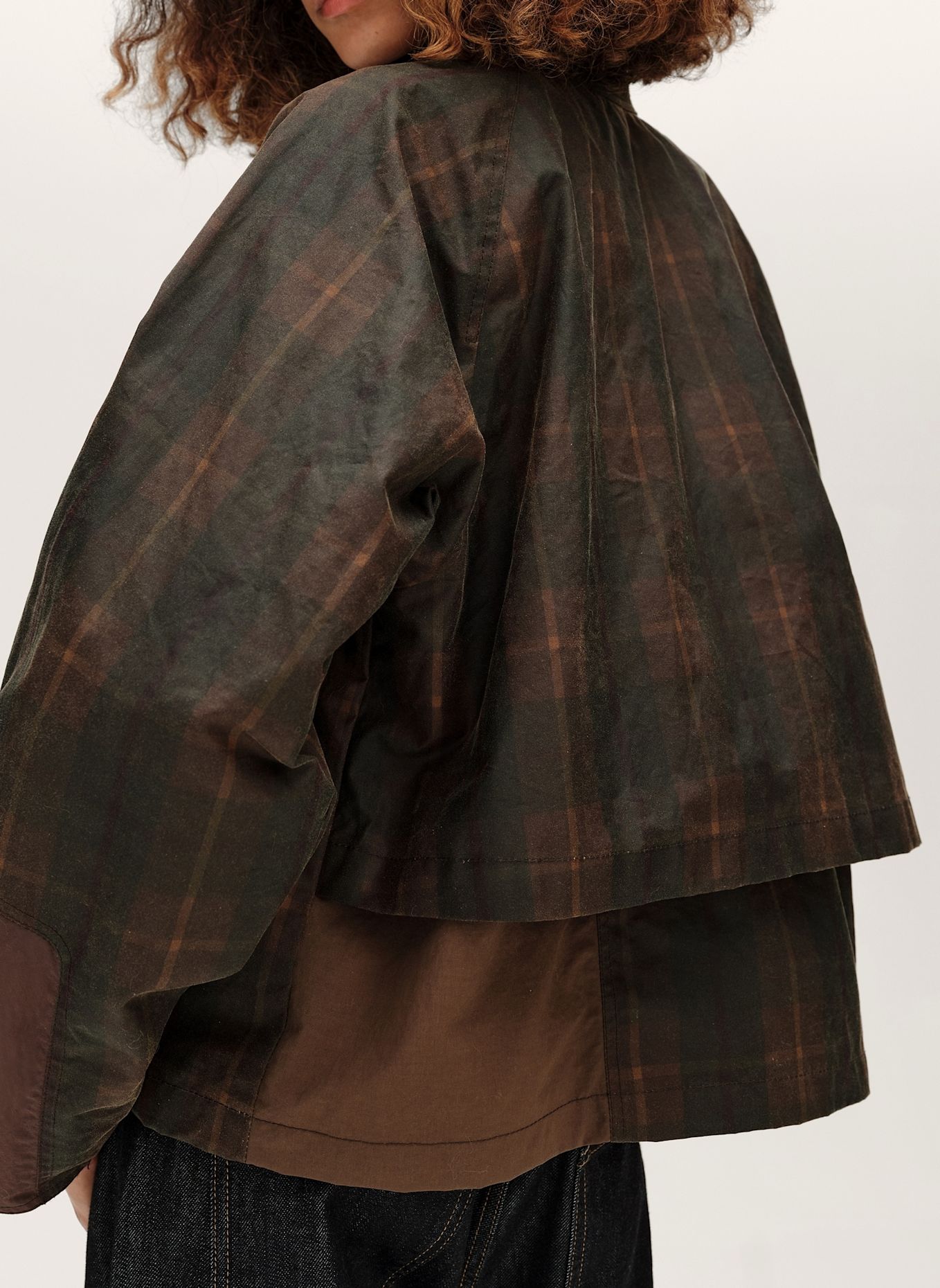 BIMBA Y LOLA Wachspatchwork-Trenchcoat: SCHWARZ