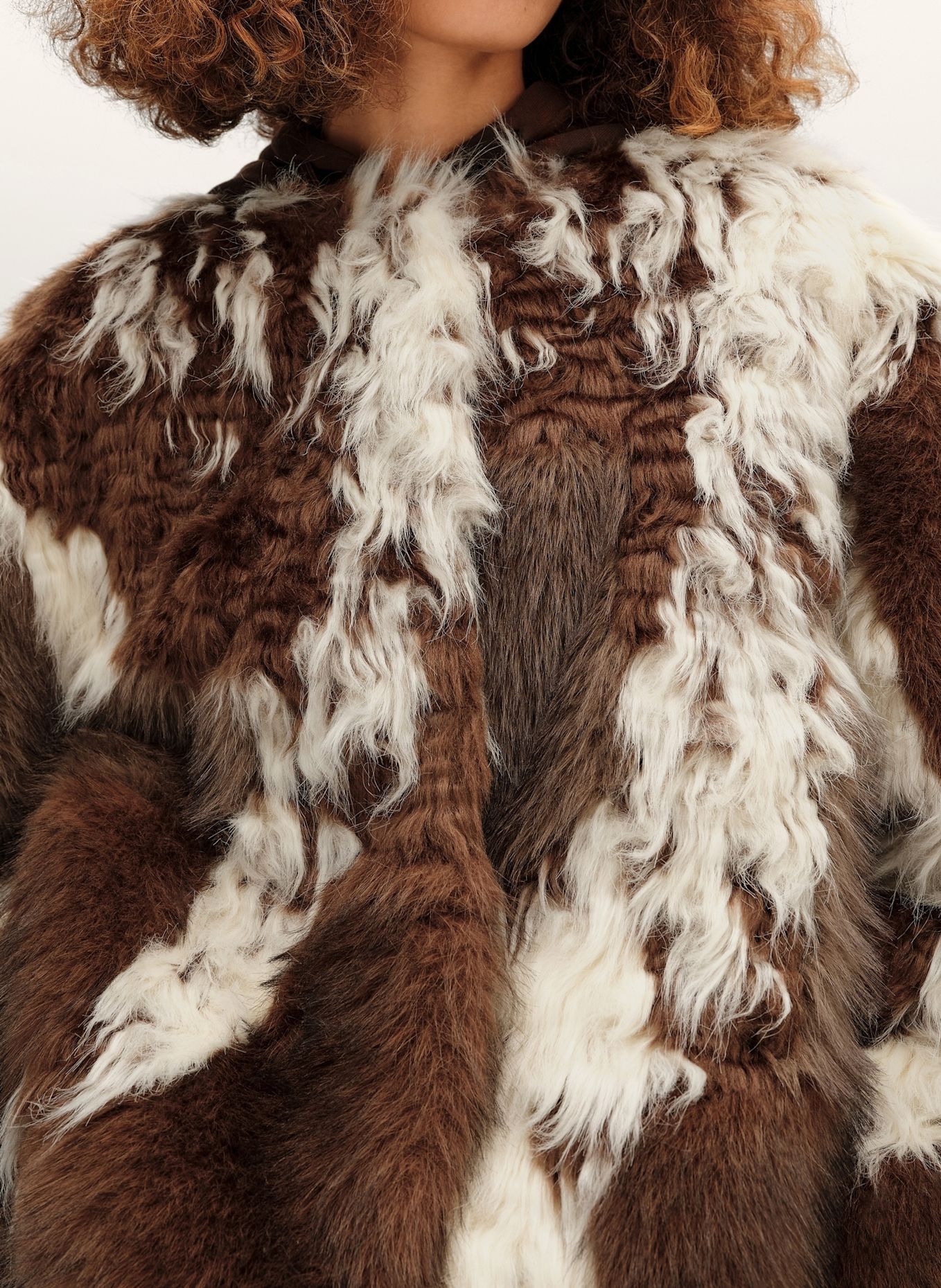 BIMBA Y LOLA Patchwork-Pelzmantel: BRAUN