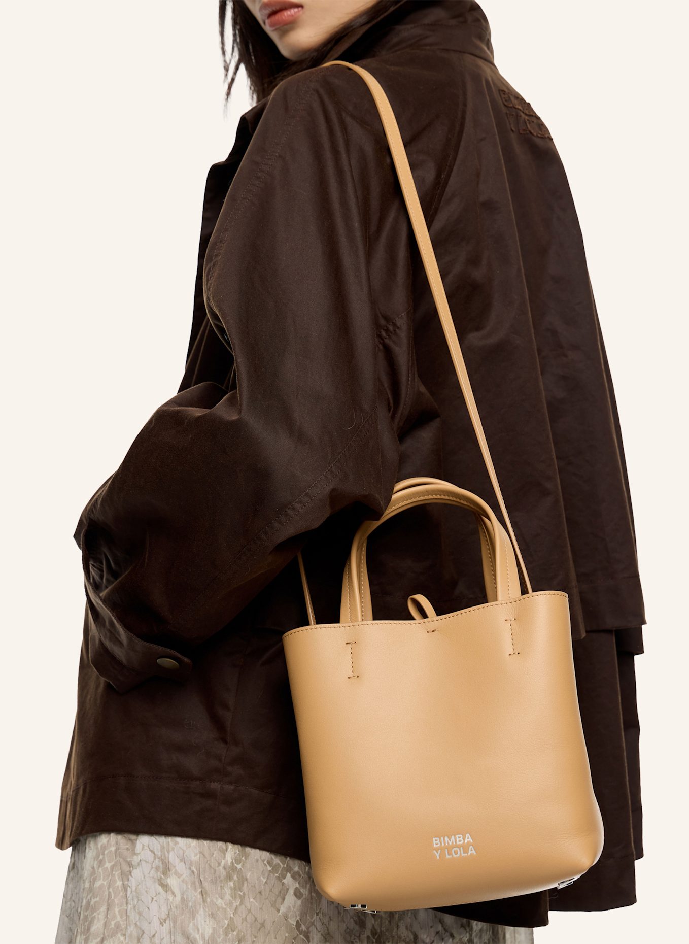 BIMBA Y LOLA Leder-Chihuahua-Tasche: KHAKI