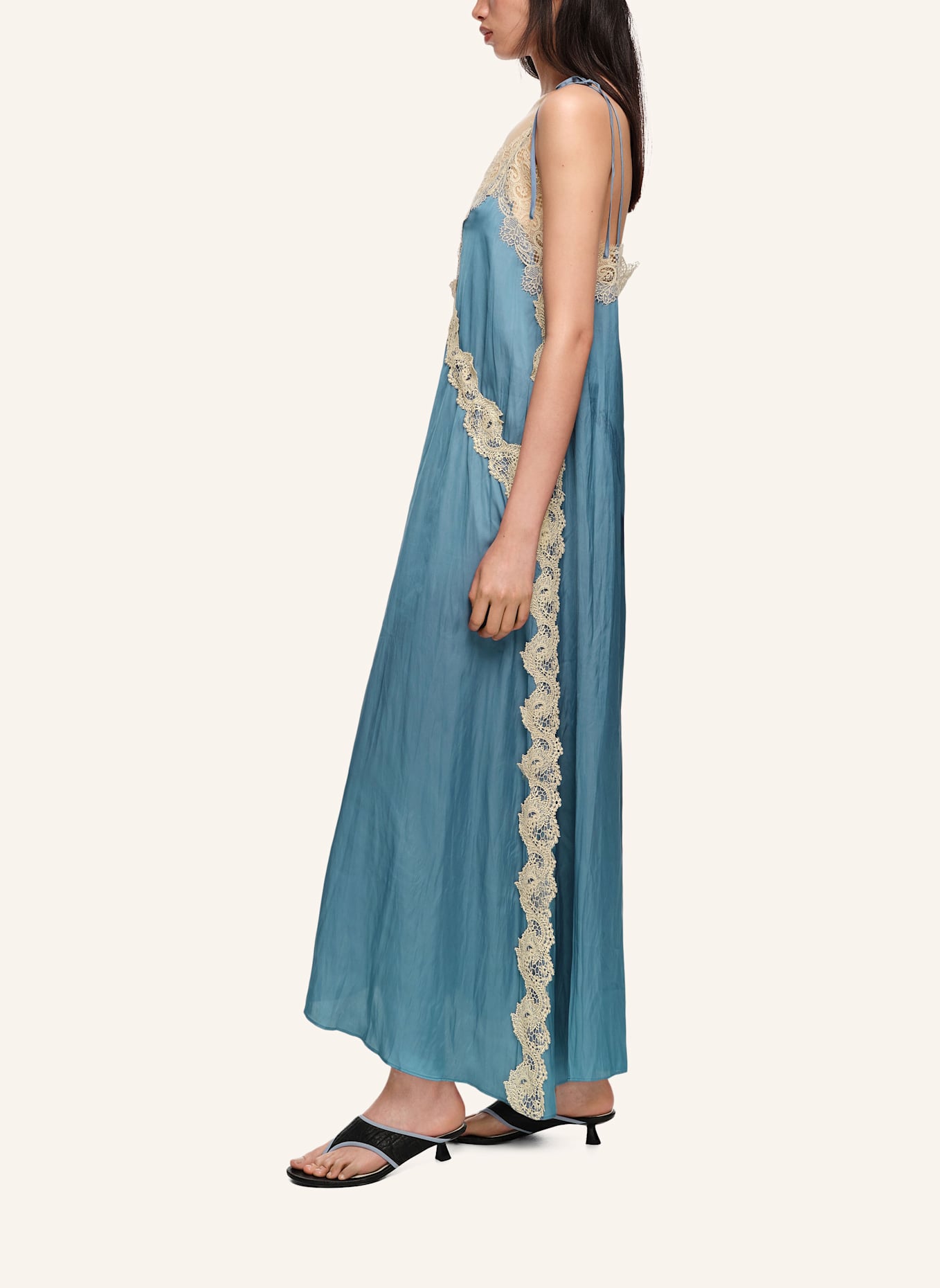 BIMBA Y LOLA Kleid: GRÜN