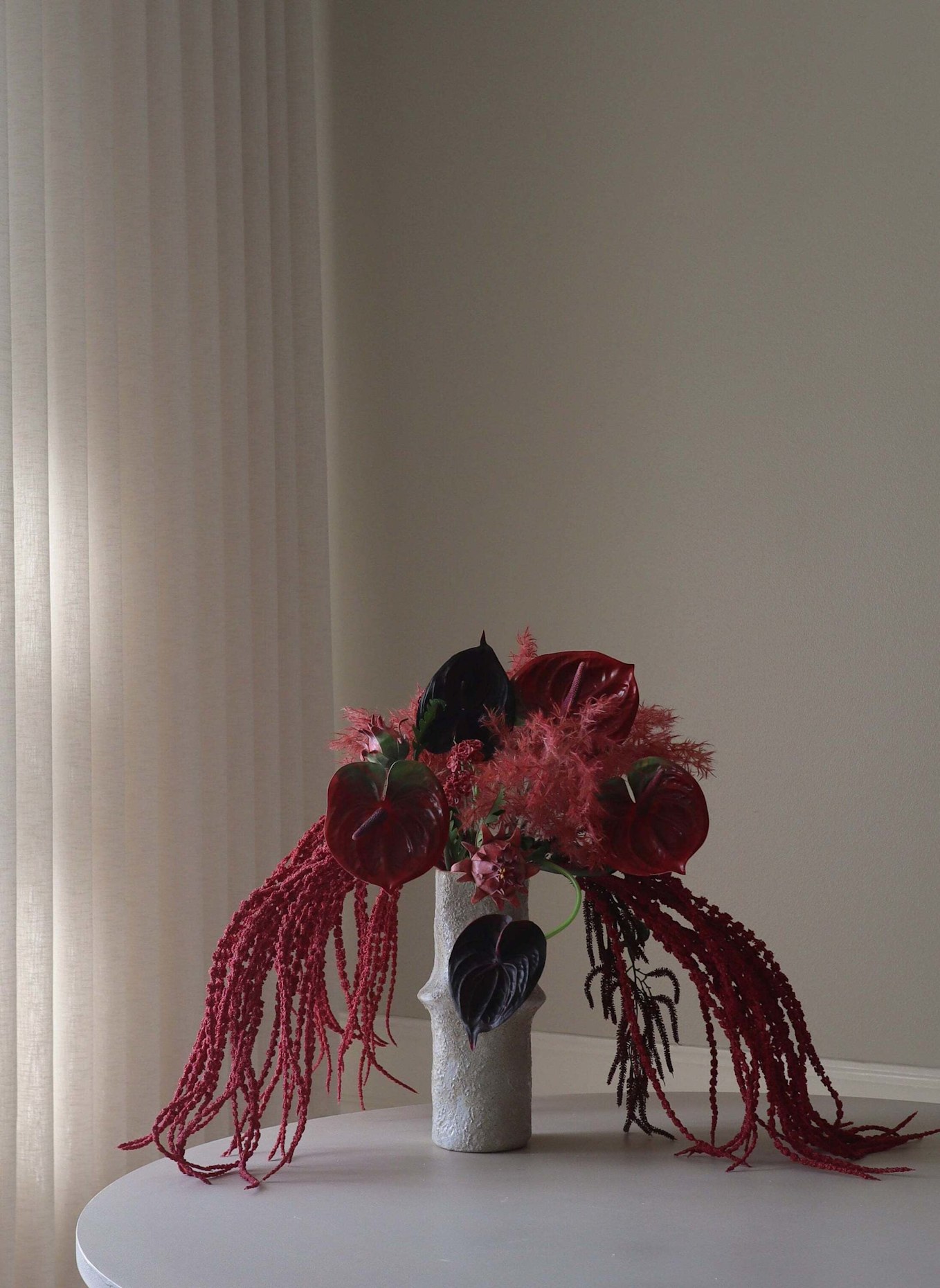 Botané Künstlicher Blumenstrauß HEARTBEAT: DUNKELROT