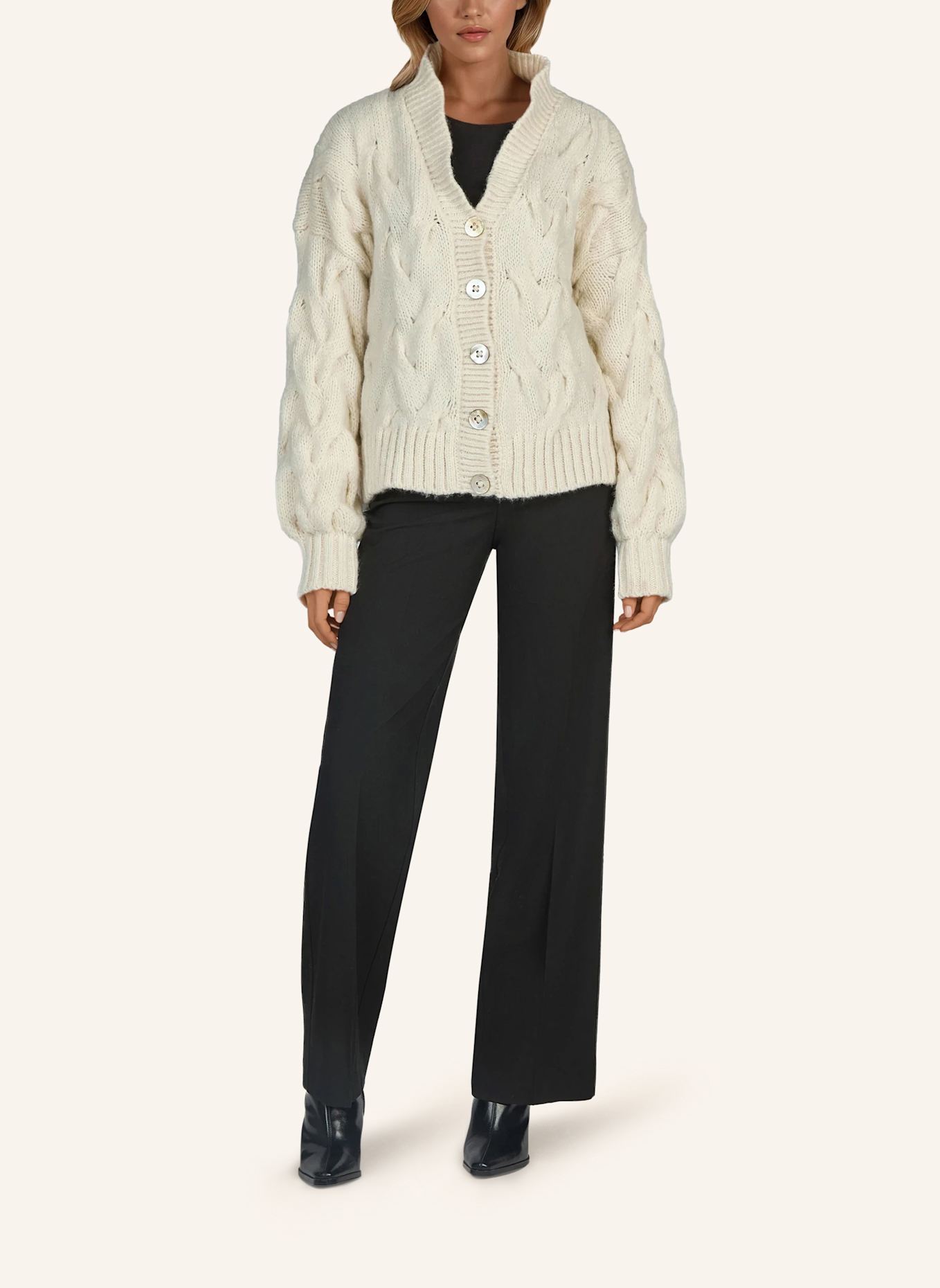 DOUIE Strickjacke NOLA aus Cashmere: WEISS