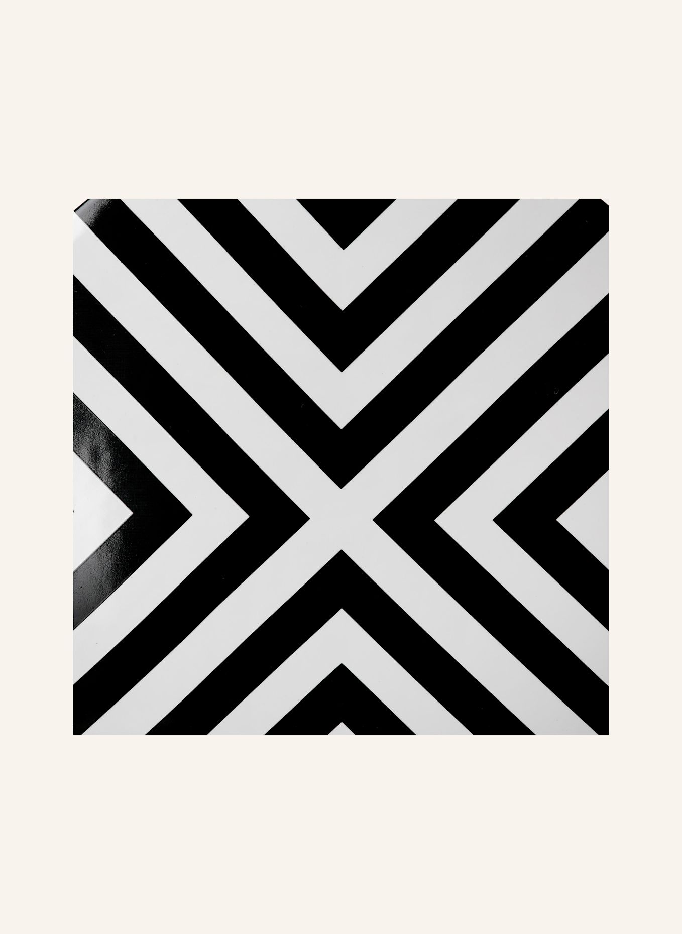 GILDE Vase CHEVRON: SCHWARZ