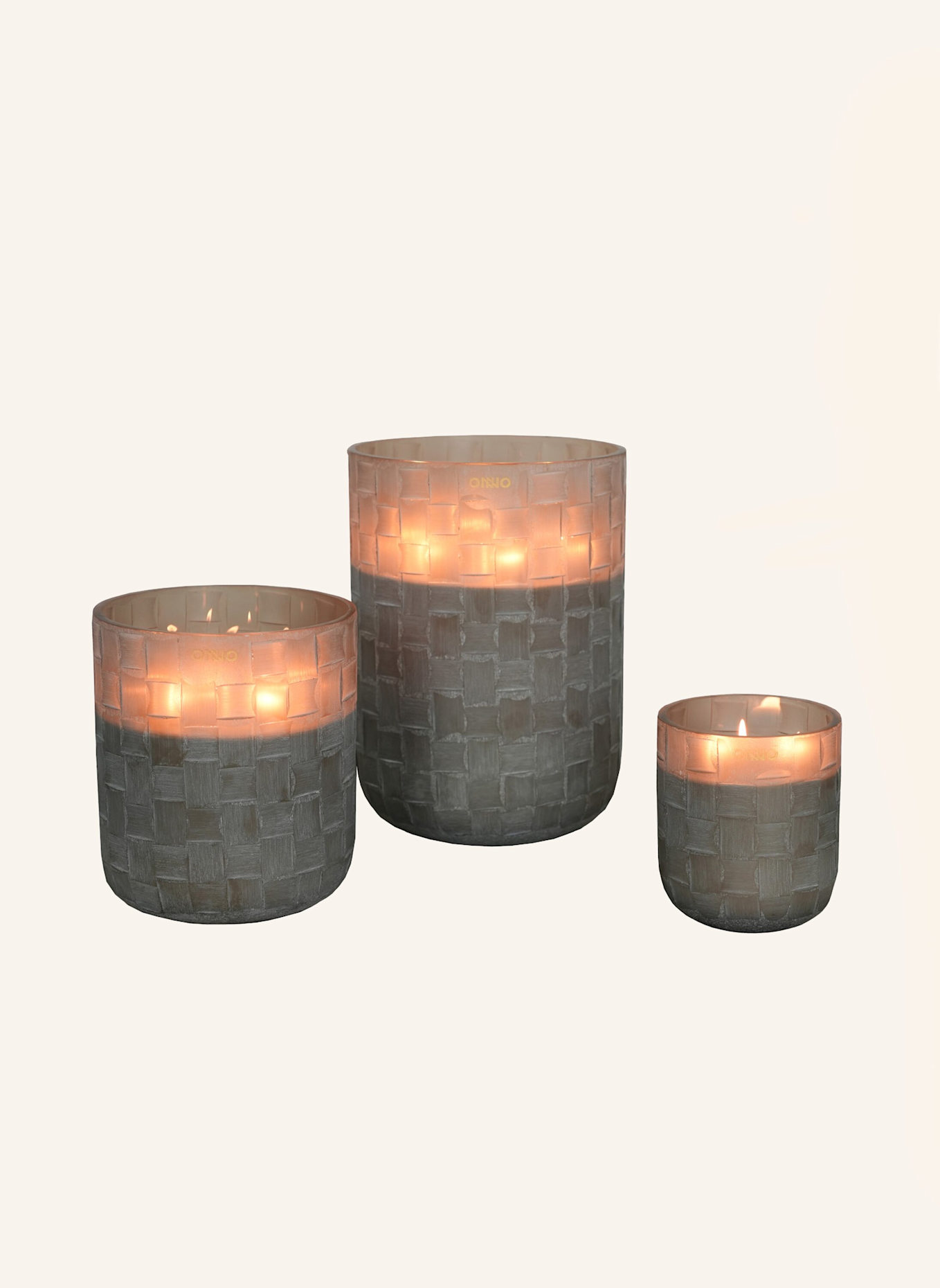 ONNO Collection Duftkerze CHESS PRECIOUS OUD: GRAU