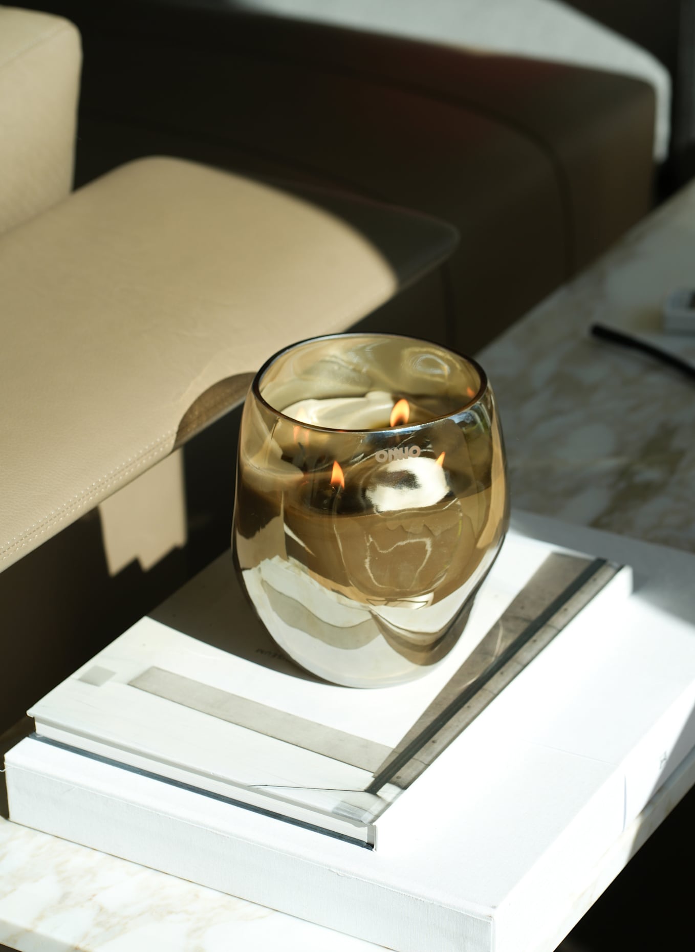 ONNO Collection Duftkerze CAPE CHAMPAGNE SAGE: GELB