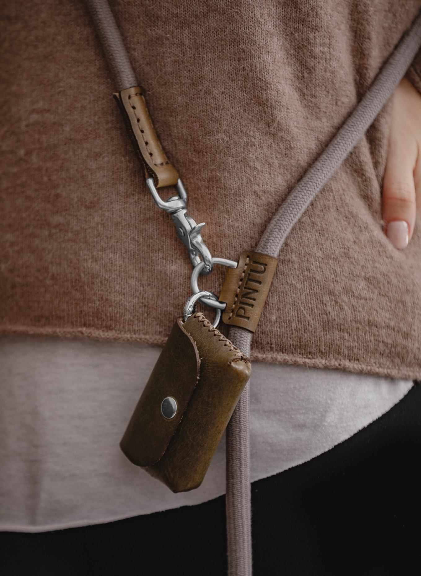 Pintu Hundeleine TIERRA mit Beschlag aus Edelstahl: OLIV