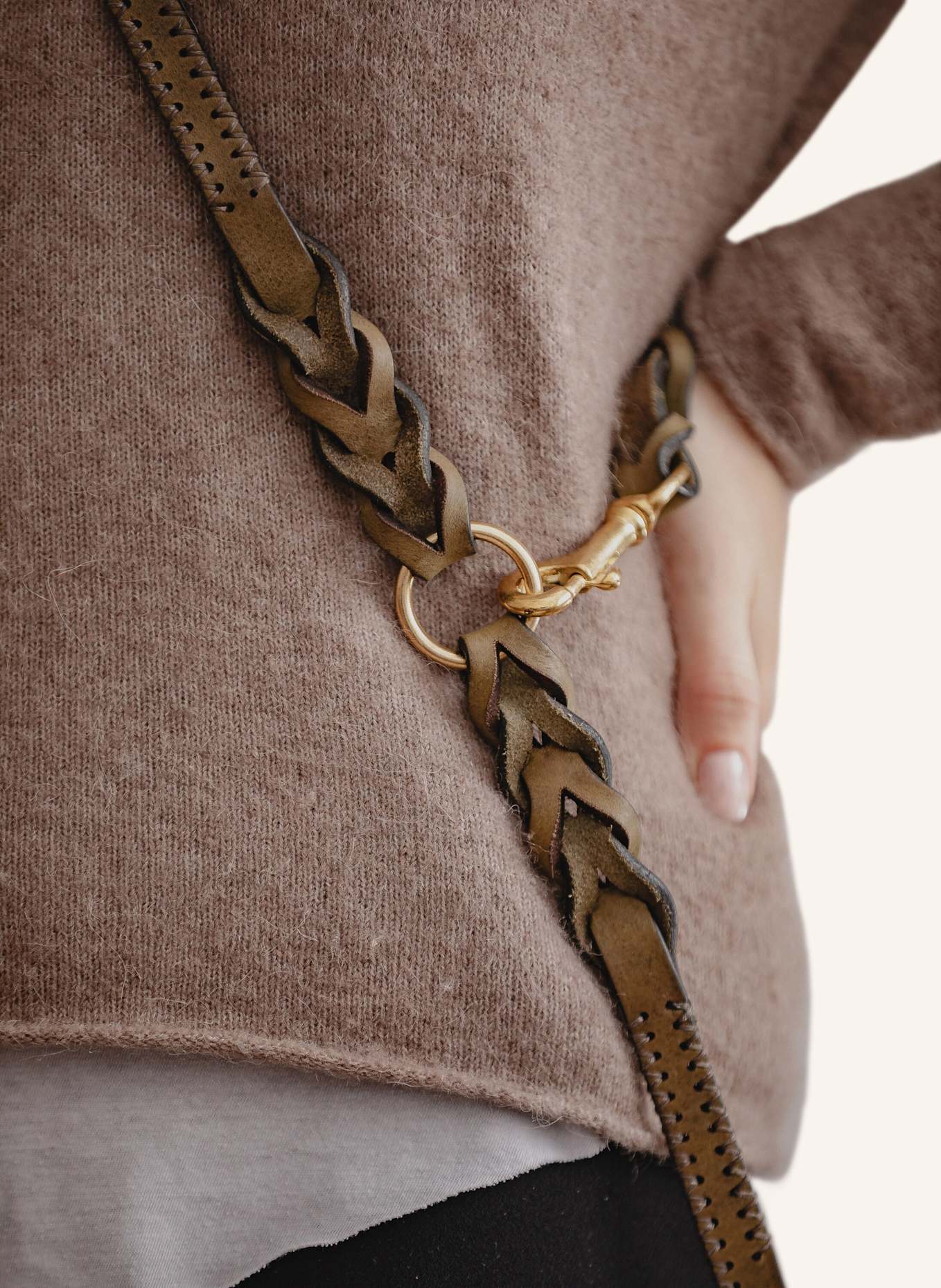 Pintu Hundeleine LUMAS verstellbar mit Beschlag aus Messing: OLIV/ TAUPE