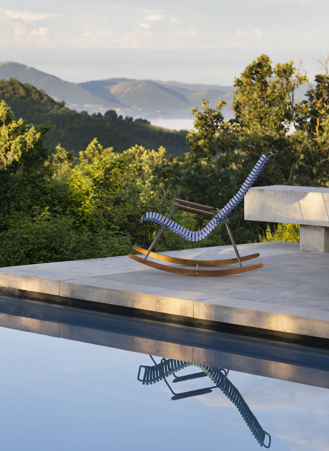 HOUE Schaukelstuhl CLICK: BLAU