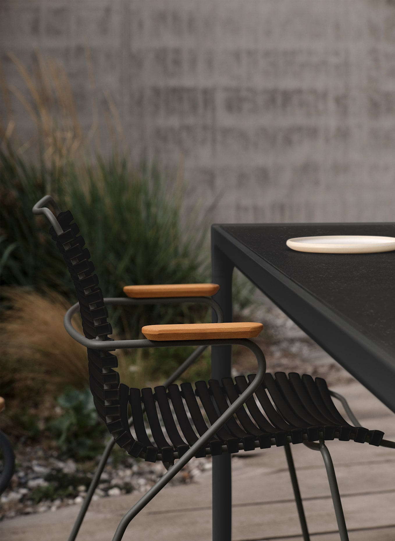 HOUE Gartentisch FOUR CERAMIC: GRAU