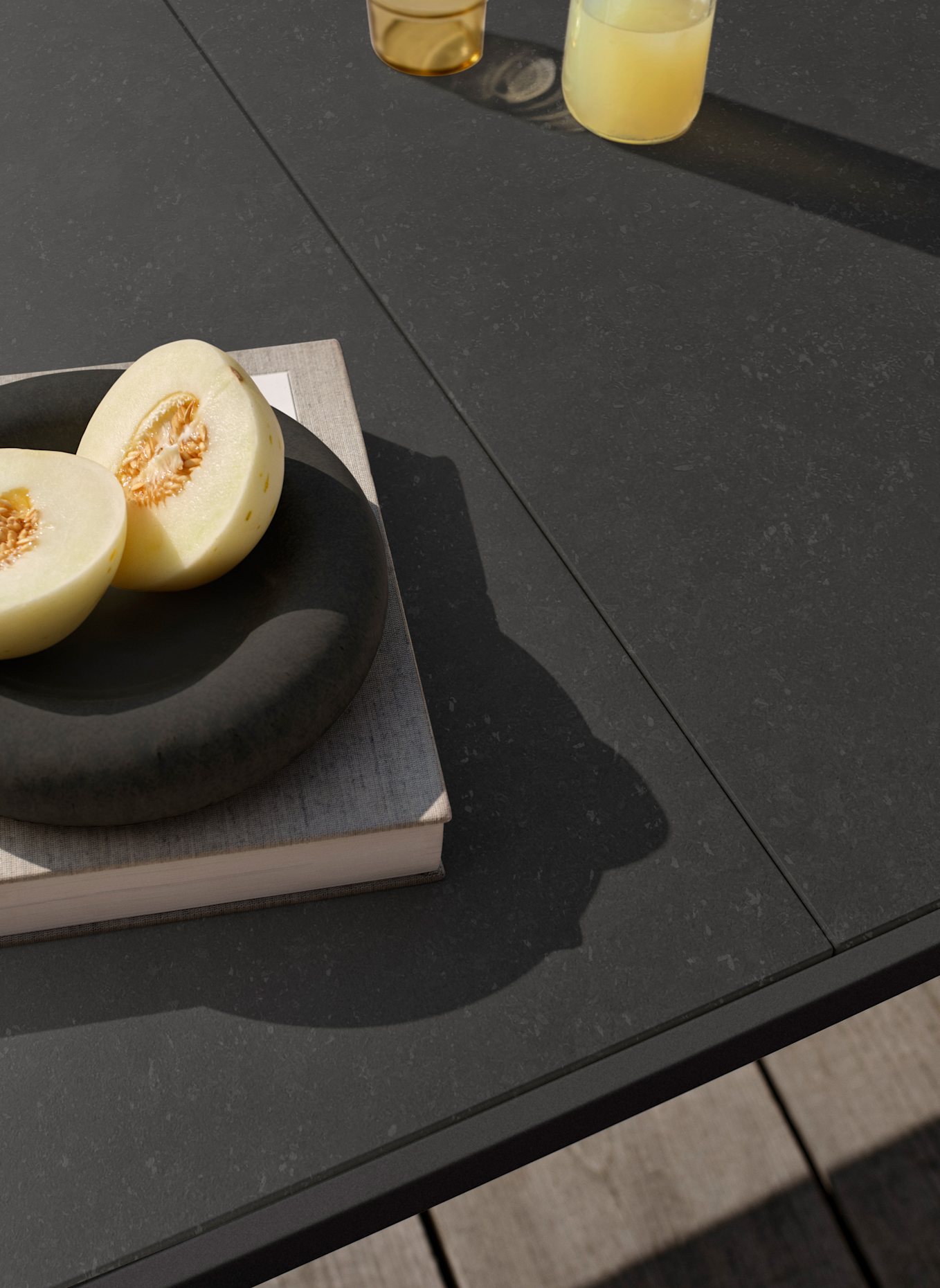 HOUE Gartentisch FOUR CERAMIC: GRAU