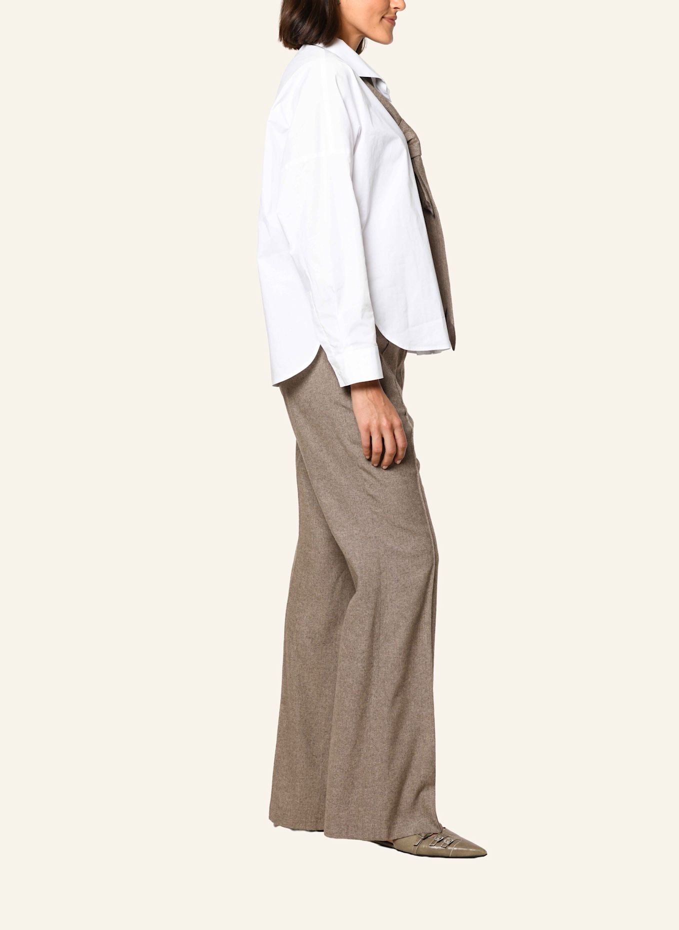 White Label Hose Hose: BEIGE