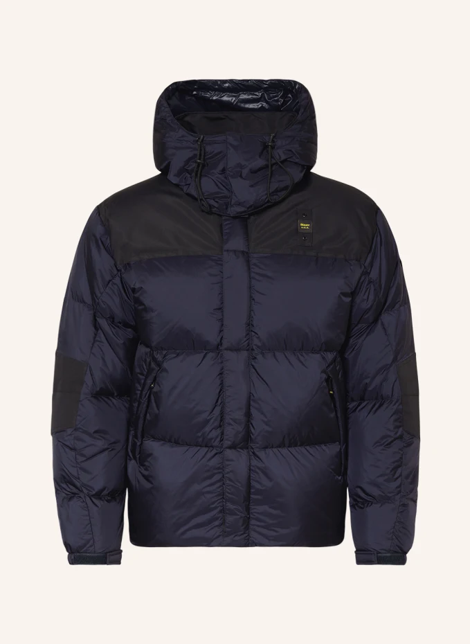 Blauer Daunenjacke