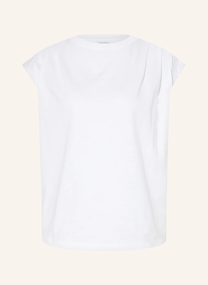 comma casual identity T-Shirt