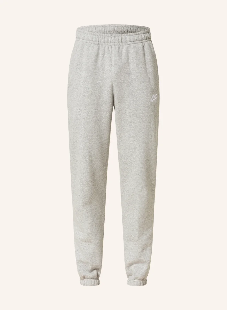Nike Sweatpants SPORTSWEAR CLUB in hellgrau
