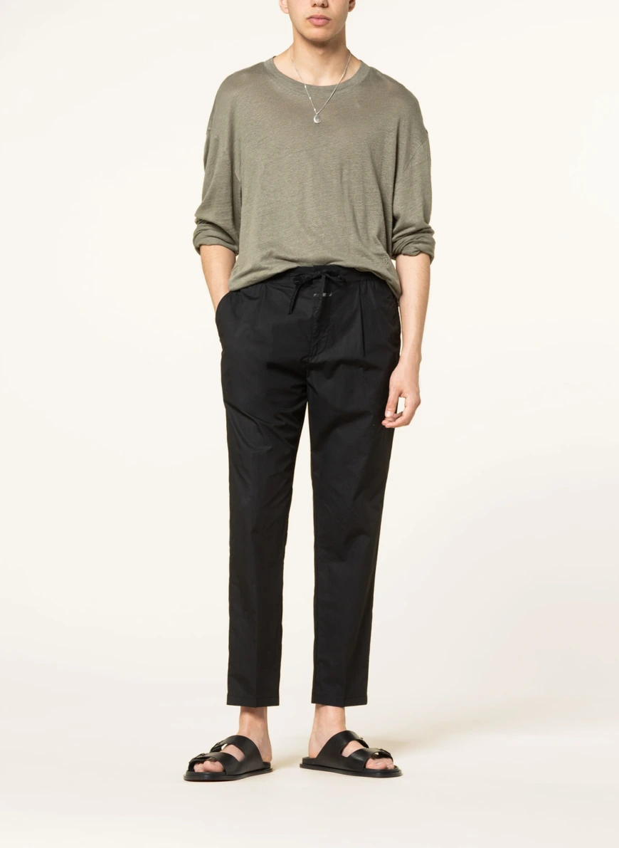 CLOSED Chino VIGO im Jogging-Stil Tapered Fit in schwarz NF8417